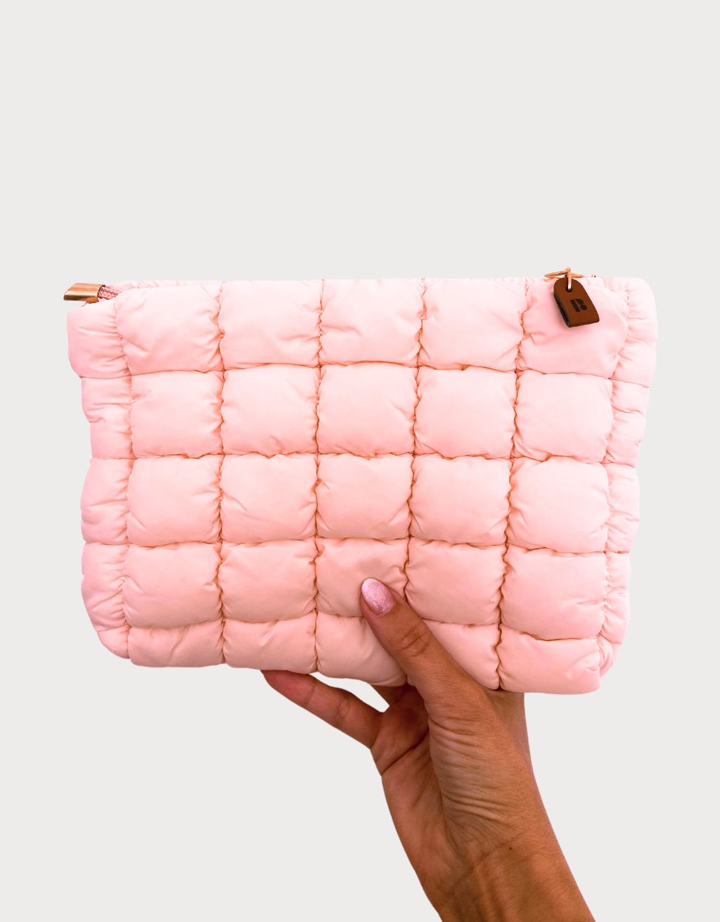 Bolso de cosméticos acolchado rosa claro