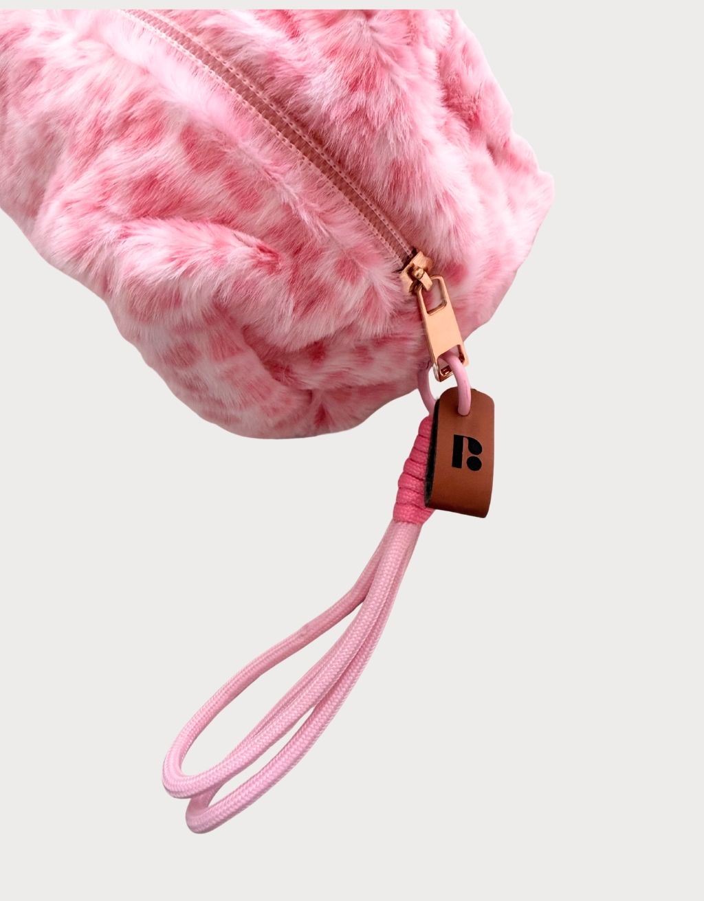 Cosmetiquero cozy animal print NUEVO!