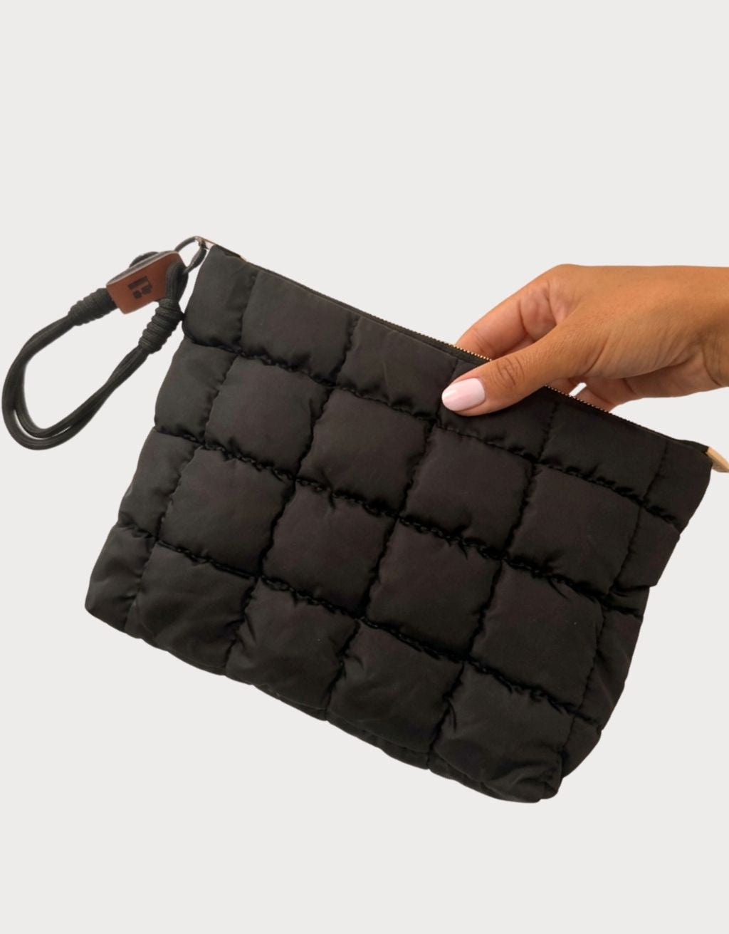 Bolso de cosméticos acolchado total black NUEVO!